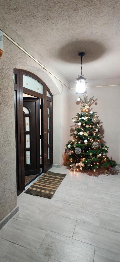 Hotel Casa Blanco Oradea Exterior foto